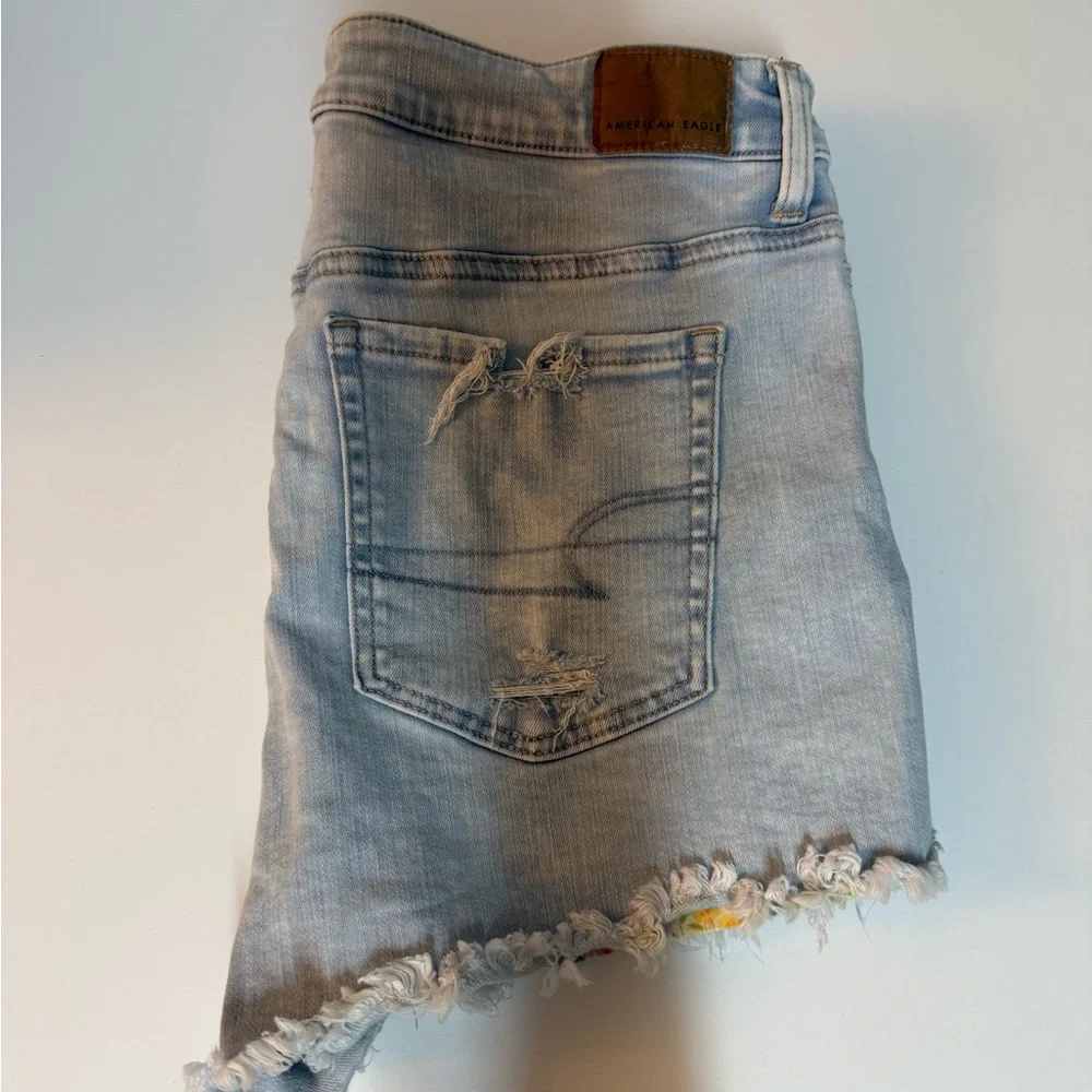 American Eagle Outfitters chic light